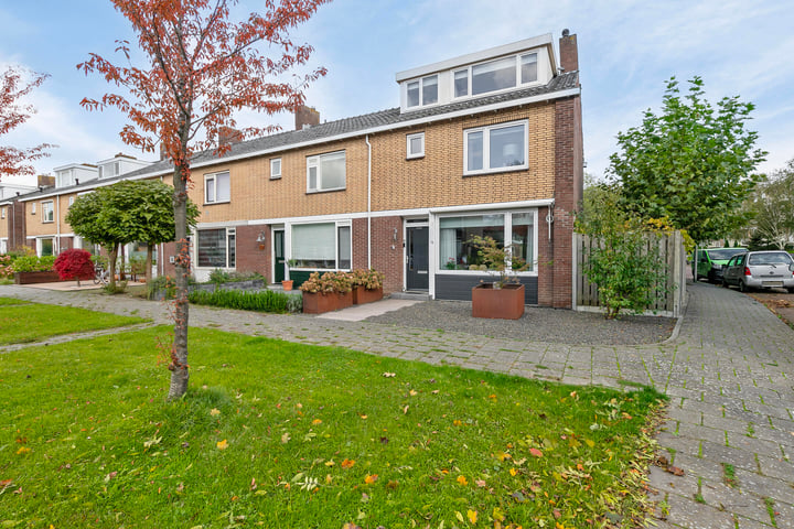 Prunusstraat 2 in Alphen aan den Rijn