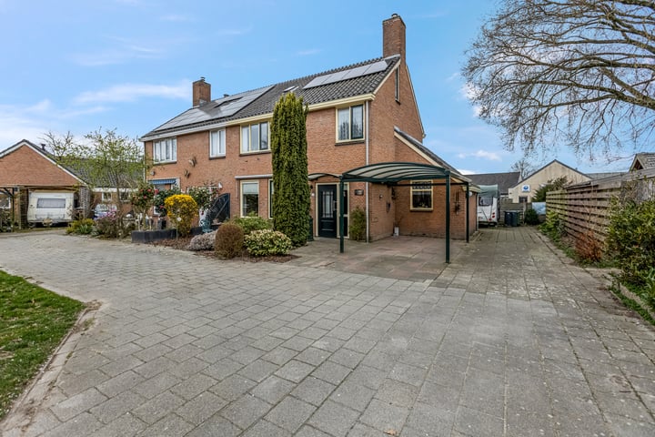 Photo of property Putakker 11, Leersum