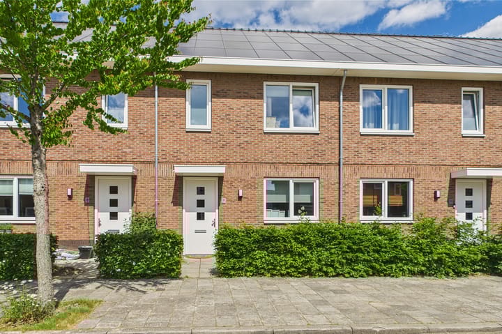 Photo of property Puttingstraat 31, Sint Jansteen