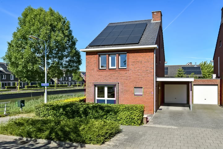 Quadrans 32 in Elst