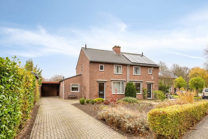 Quinveldweg 1 in Afferden L foto