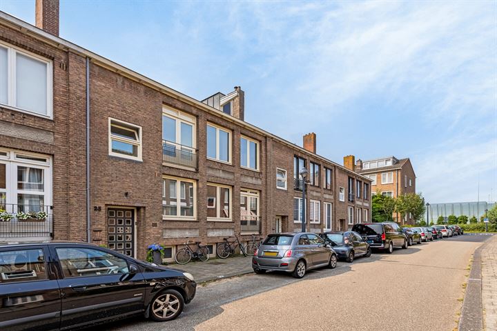 R. Castelijnstraat 23-I in Diemen