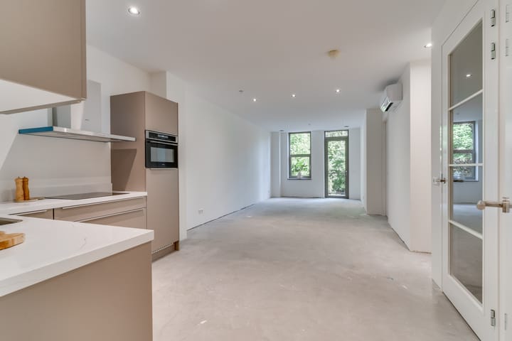 Photo of property Raadhuisplein 2, Asperen