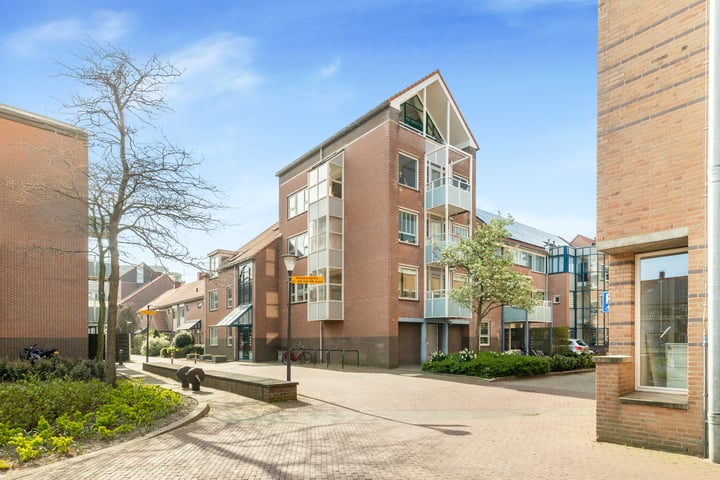 Raadhuisplein 34 in Castricum