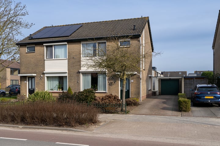 Raadhuisstraat 12a in Eethen