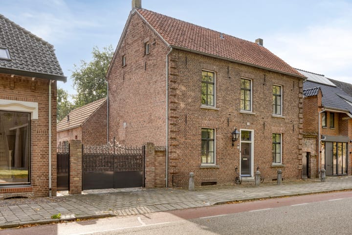 Photo of property Raadhuisstraat 18, Venray