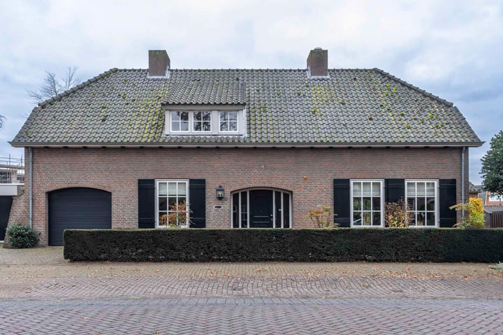 Raadhuisstraat 24 in Moergestel Foto