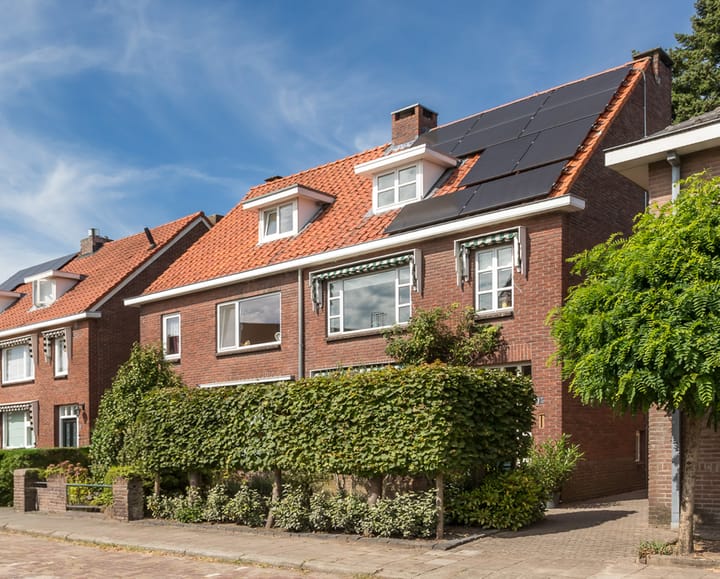 Raadhuisstraat 44 in Waalre