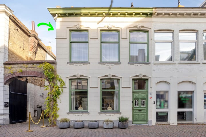 Raadhuisstraat 51 in Roosendaal