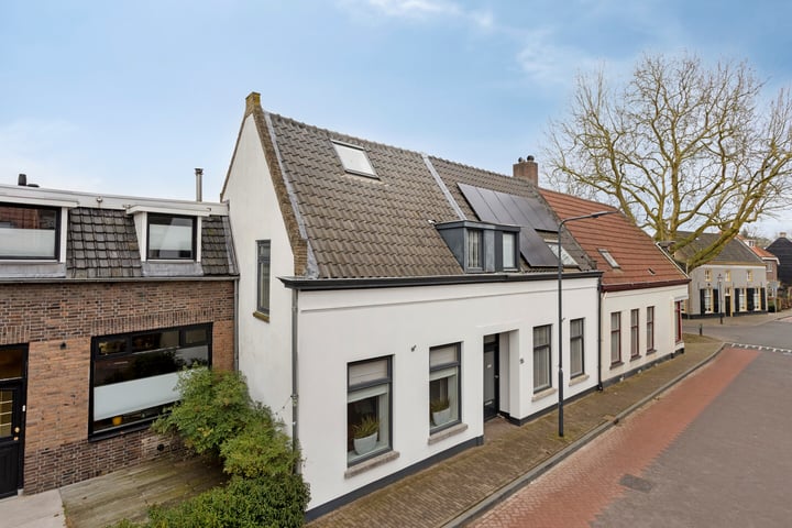 Raadhuisstraat 57 in Terheijden