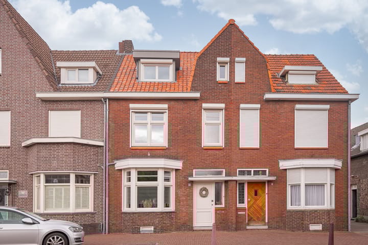 Raadhuisstraat 9 in Roermond