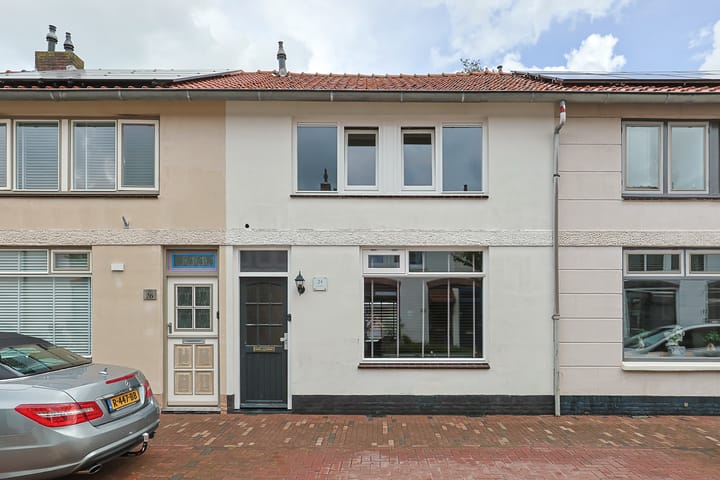 Raadwijkstraat 24 in Alphen aan den Rijn