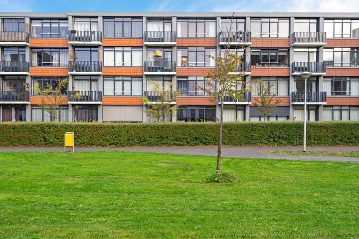 Photo of property Raafstraat 110, Alphen aan den Rijn