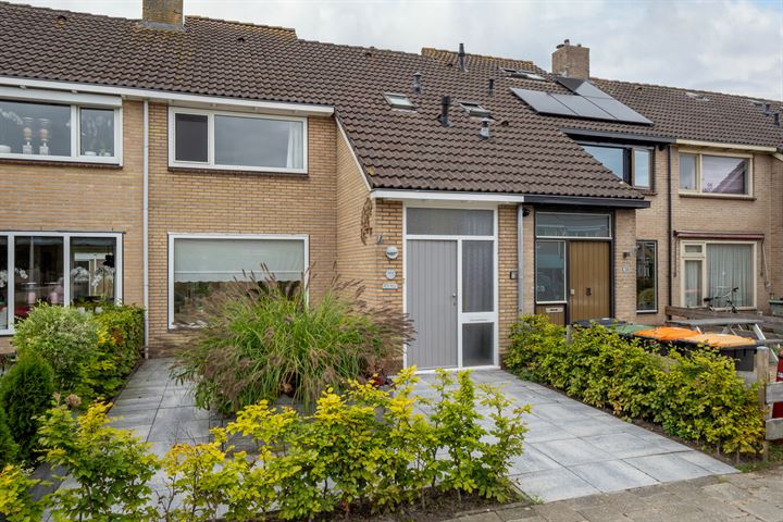 Radboudstraat 30 in Hoogwoud