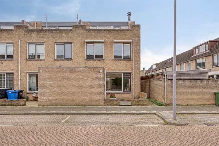 Radmarstraat 16 in Hoek van Holland