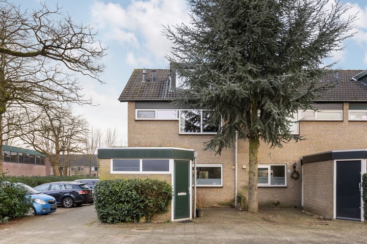 Photo of property Ralph Buncheweg 1, De Bilt