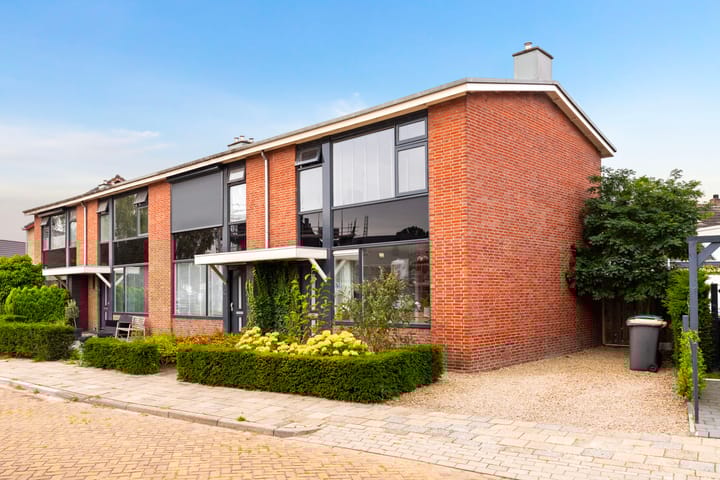 Rappersweg 25, Almelo Photo of property Rappersweg 25, Almelo