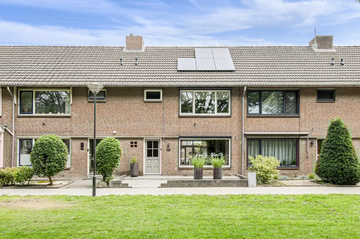 Ravelijn 141 in Geertruidenberg