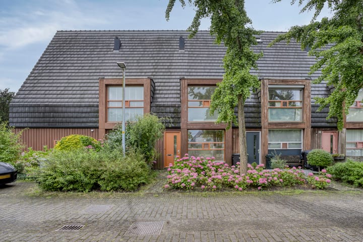 Ravelijn 48 in Vijfhuizen