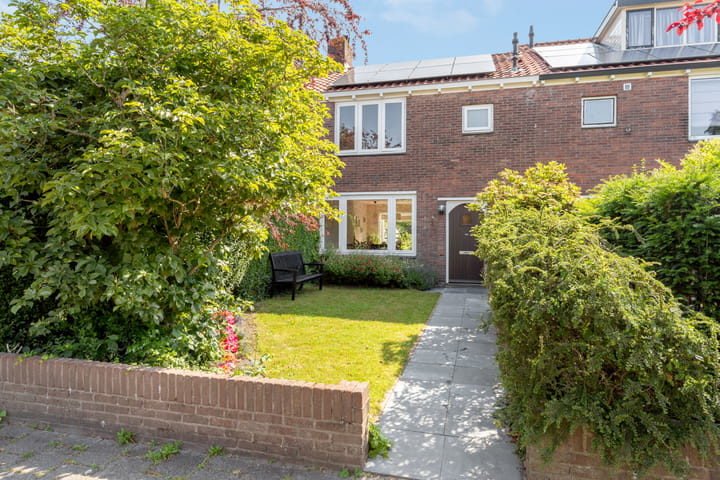Photo of property Reaumurlaan 16, Hilversum