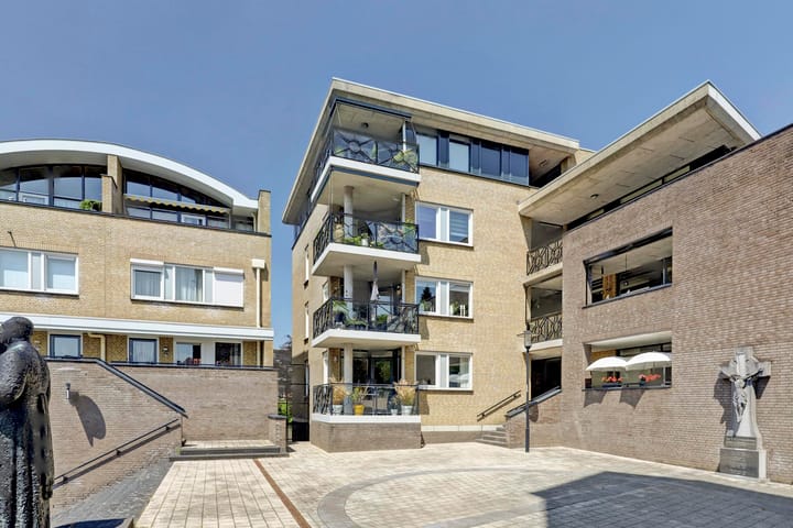 Photo of property Rector Poelsplein 9, Heerlen
