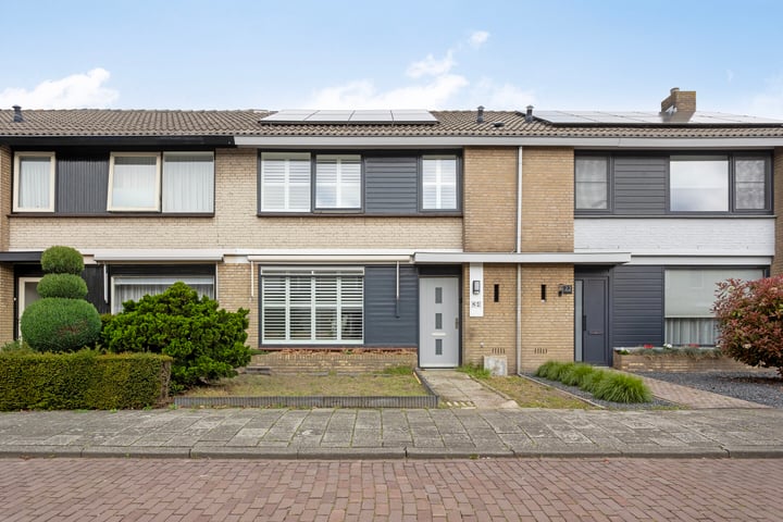 Reesstraat 24 in Made