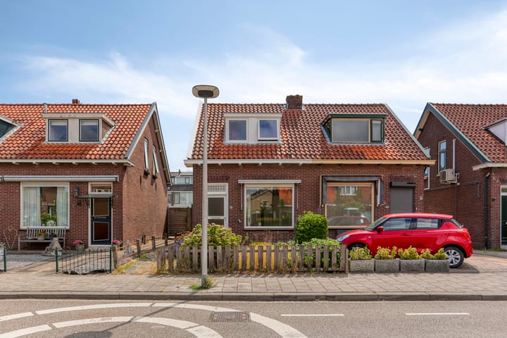 Reeweg 43 in Hendrik-Ido-Ambacht