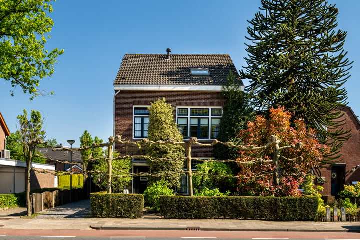 Reeweg 87 in Landgraaf photo
