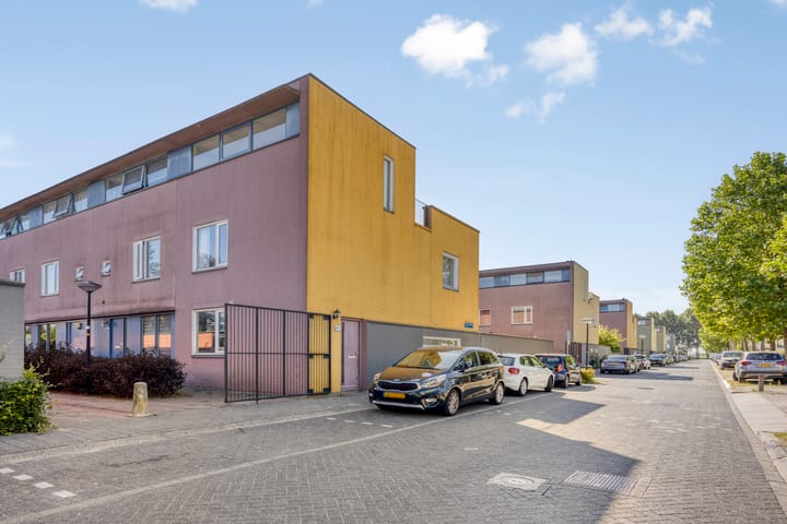 Regenboogweg 61 in Almere foto