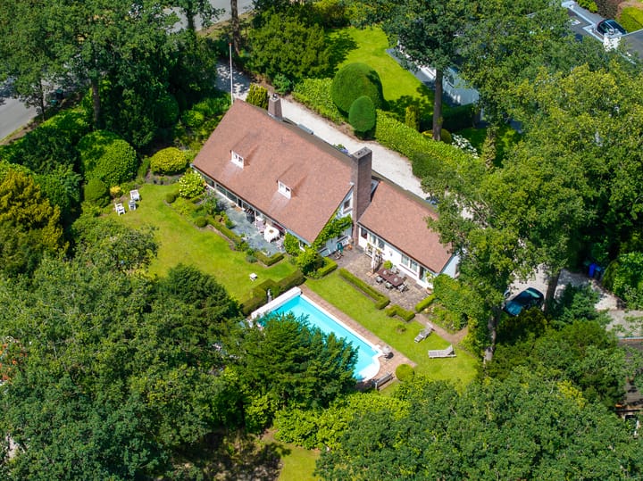 Photo of property Regentesselaan 14, Hilversum