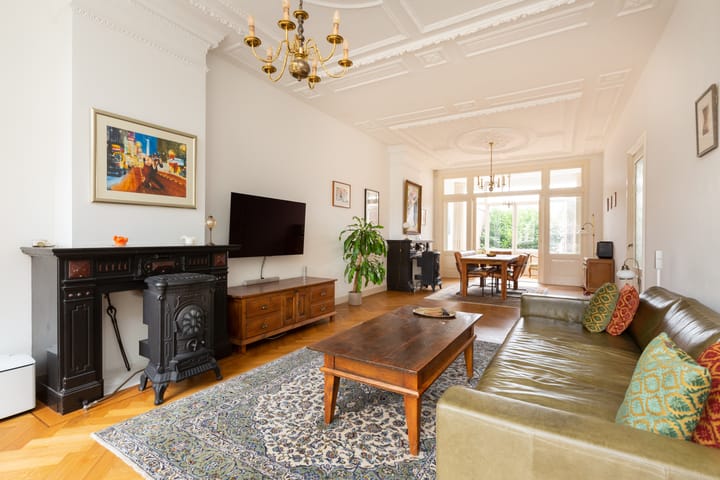 Photo of property Regentesselaan 179, 's-Gravenhage