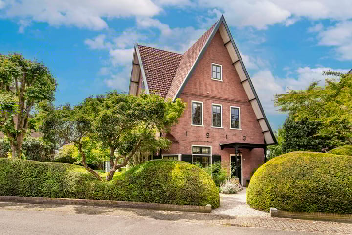 Photo of property Regentesselaan 23, Bussum