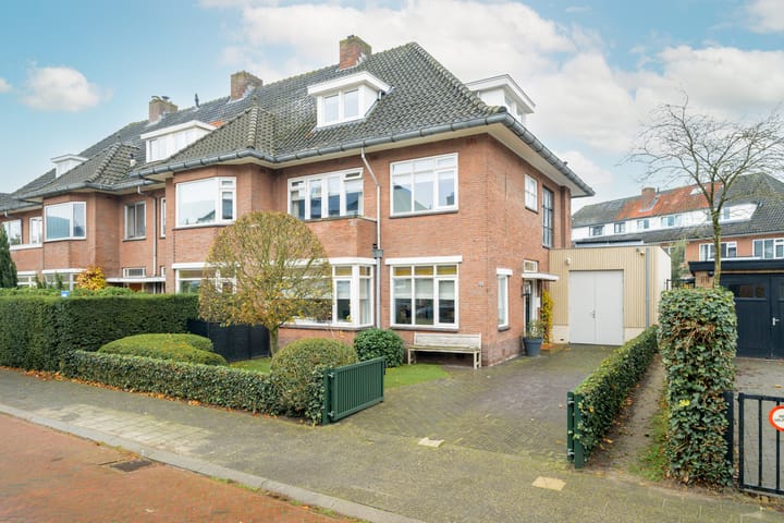 Regentesselaan 31 dans Breda photo