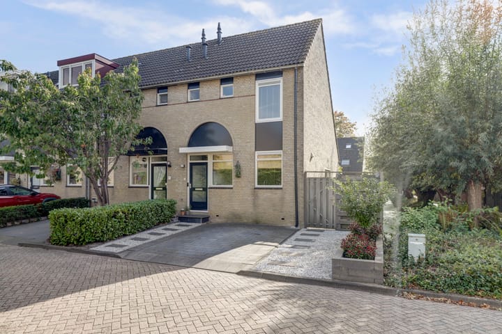 Photo of property Reigerlaan 23, Lekkerkerk