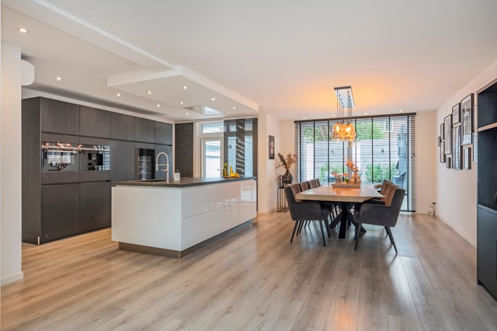 Photo of property Reinaartsingel 91, Maastricht
