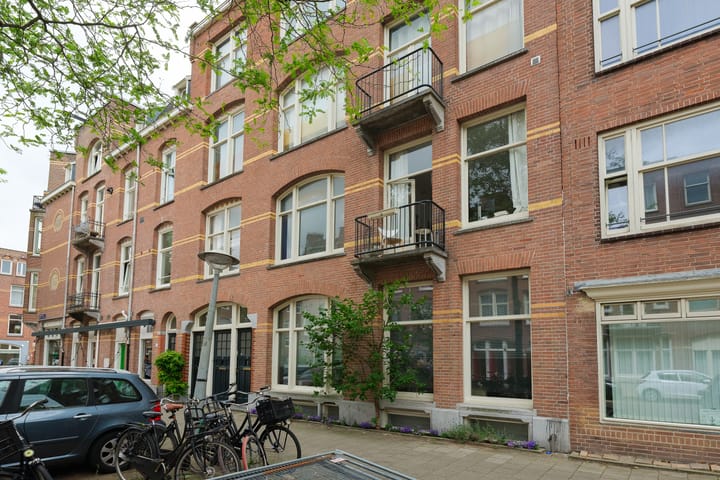 Reinaert de Vosstraat 3-1 in Amsterdam foto
