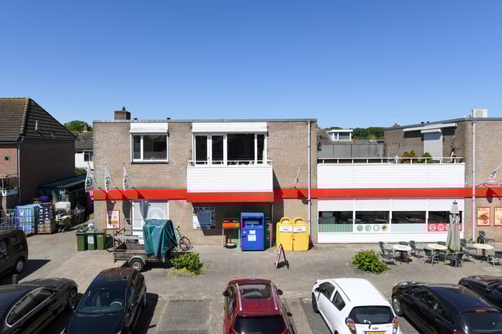 Reiner van Ooiplein 21 in Ooij