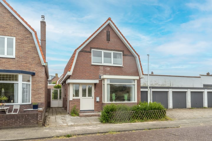 Photo of property Relweg 50, Wijk aan Zee