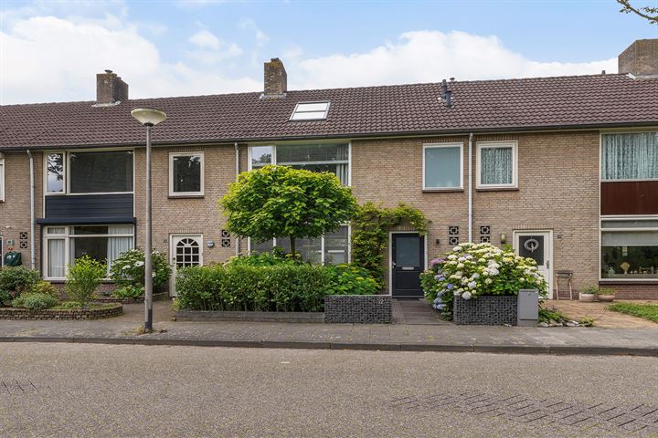 Rembrandt van Rijnstraat 12 in Oisterwijk