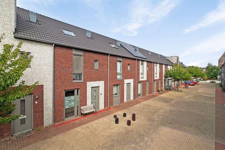 Rembrandthof 54 in Almelo