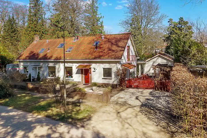 Photo of property Rembrandtlaan 18A, Huis ter Heide