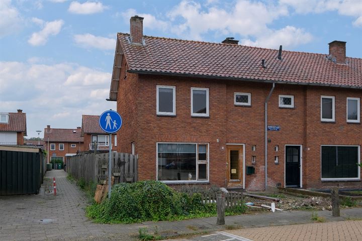 Rembrandtlaan 24 in Almelo