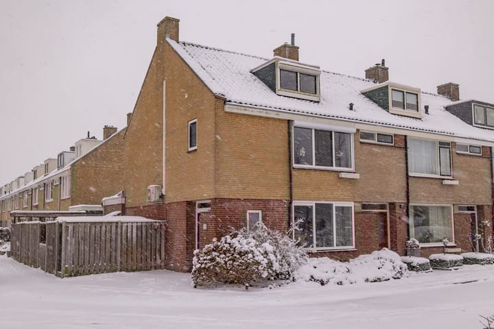 Rembrandtstraat 3 in Hoogeveen photo