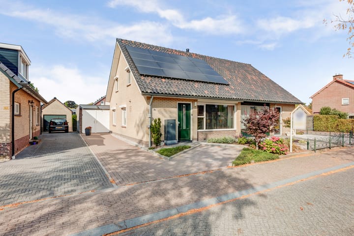 Rembrandtstraat 30 in Twello