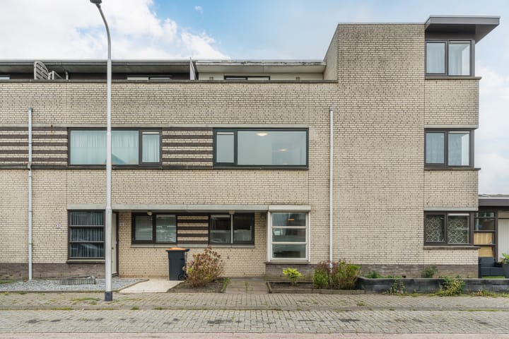 Renesselaan 68 in Tilburg foto