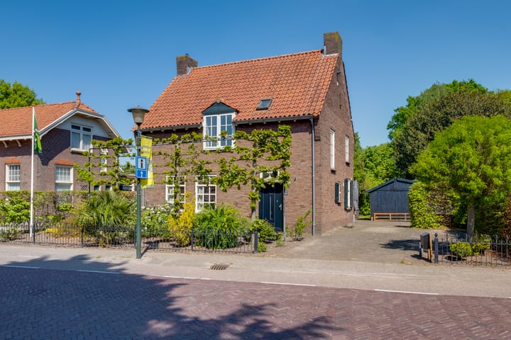 Rengersweg 13 in Laren foto