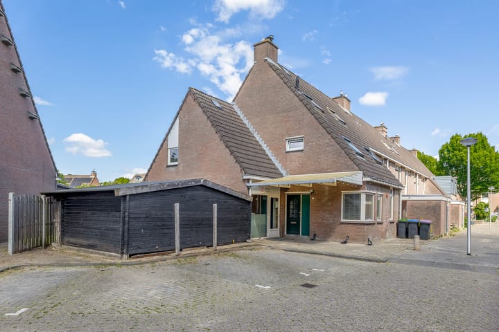 Repelvoorde 14 in Spijkenisse foto