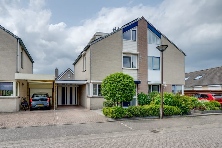 Repinge 9 in Hoeven