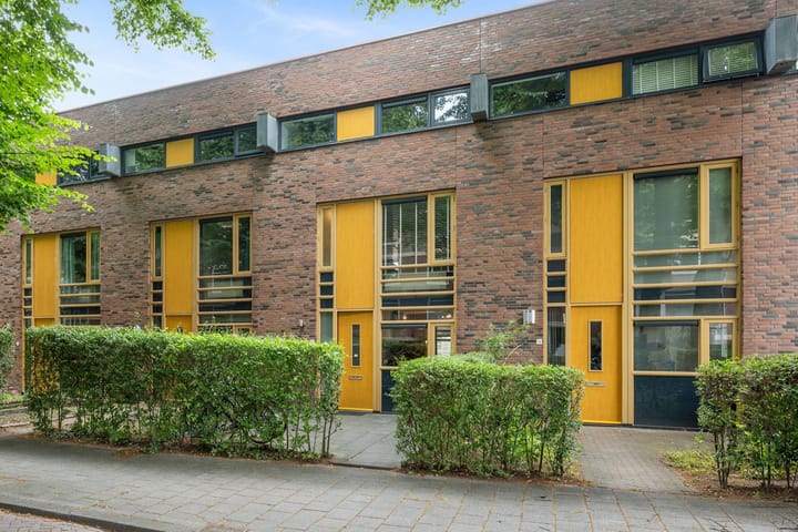 Resedastraat 74 in Groningen photo