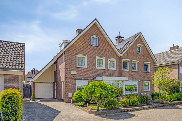 Reusensestraat 37 in Leuth